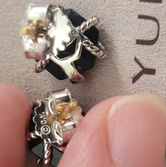 David Yurman Cable Wrap Stud Earring No Pouch ,no Box - Picture 4 of 16